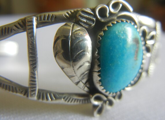 Dainty Navajo turquoise & sterling silver cuff br… - image 4