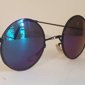 Vintage Round Teashade Sunglasses // Ocean Mirror Lenses with black metal Frames // Hippie shades // retro cat eye // Festivals raves NOS