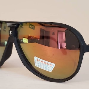 Vintage Aviator Sunglasses // Gold Mirror Lenses // Orange Metal Side Legs // 80s + 90s // Sports Brand sunglasses VTG Classic retro beach