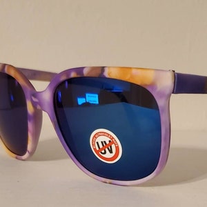 Vintage Wayfarer Sunglasses // Purple Floral Shades // Flower print design // unique retro hipster // hippy retro funky 70s // Flower Power