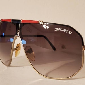 Vintage Aviator Sunglasses // Gradient Lens // Gold metal frames // 80s + 90s glasses // Red and black Brow Decal // NOS True VTG Geometric