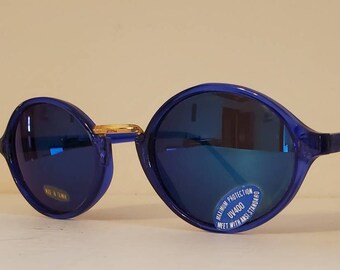 Vintage Oval Sunglasses // Clear Blue Plastic Frames with gold brow // fun funky retro shades // colorful fashion party // 70s 80s 90s NOS