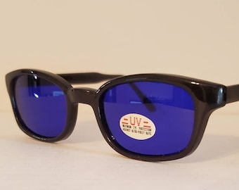 Vintage Blue Clear Striped Wide Band Plastic Sunglasses  display picture 2