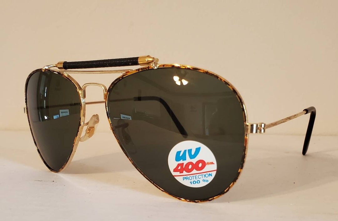 Vintage Double Bridge Aviator Sunglasses // Gold Metal  display picture 3