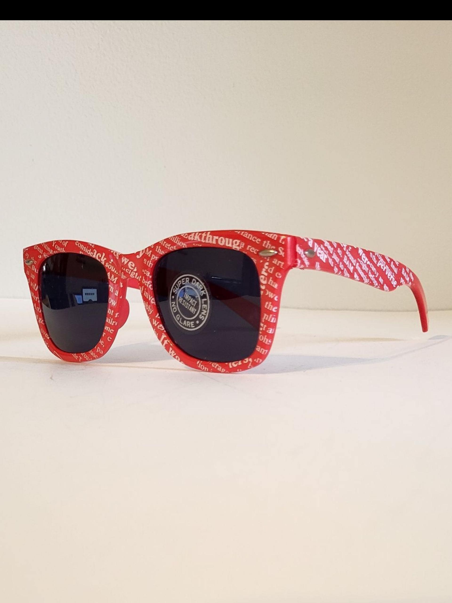 鏡 rad vintage Vintage Retro Rad Typography Sunglasses // Glossy Red Frames W