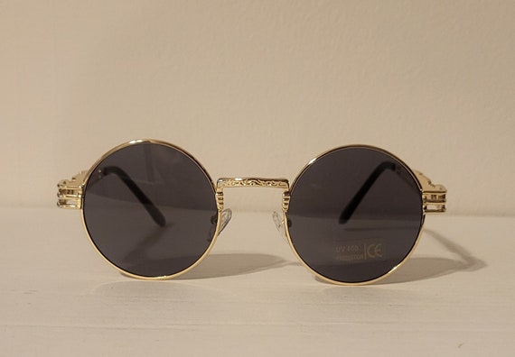 Vintage Round Sunglasses  // Gold Metal Teashades… - image 2