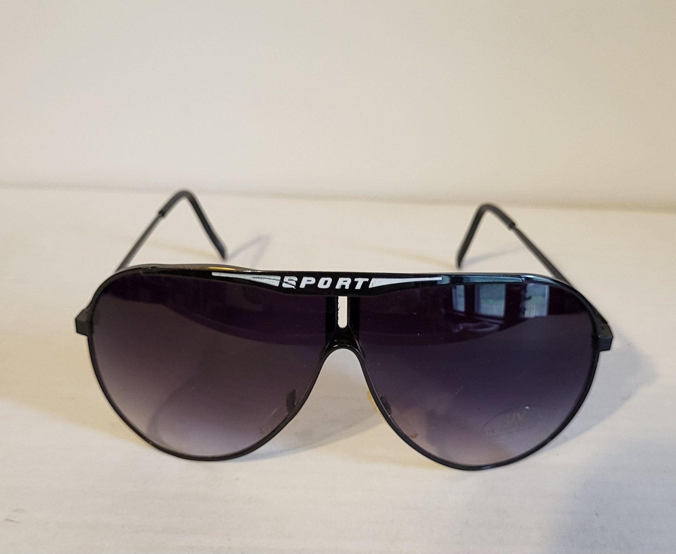 Vintage Oversized Polarized Wrap Sunglasses with Gradient Lens Amazon.com: VANLINKER Polarized Wrap Around Sunglasses for  main image 4