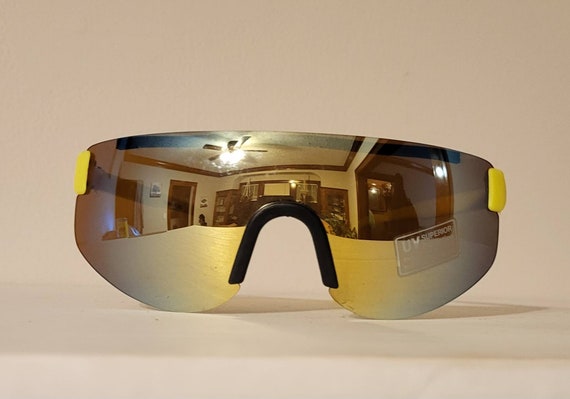 Vintage Sports Sunglasses // Gold Mirror tinted l… - image 2