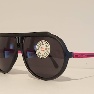 Vintage Aviator Sunglasses // Super Dark Lens // Neon Pink Metal Side Frames // 90s glasses // Sports sunglasses VTG Classic retro