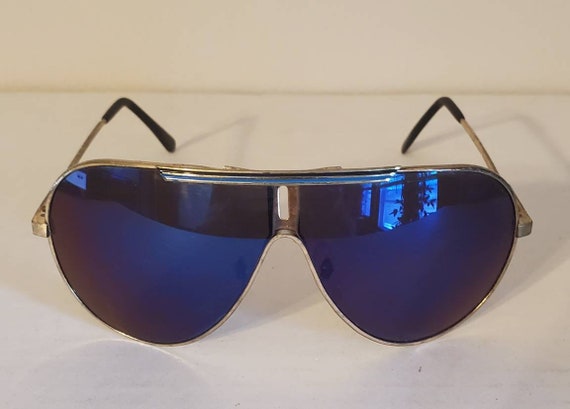 Vintage Aviator Sunglasses Gold Metal Frames Bl… Gem