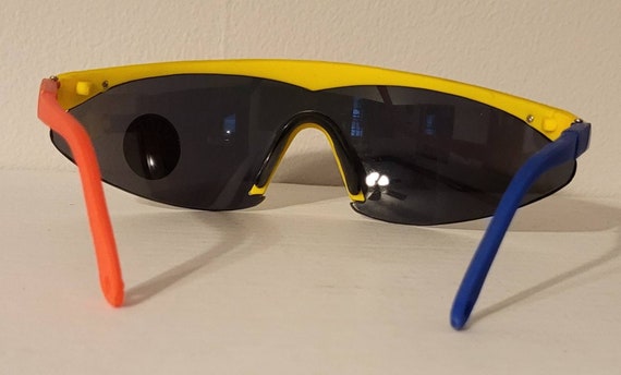 Vintage Sports Sunglasses // Slight Rainbow mirro… - image 7
