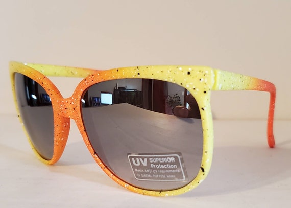 Vintage Wayfarer Sunglasses // Orange yellow Spec… - image 1