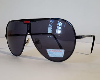 Ultra Vision Aviator Sunglasses UV95 \'80s Vintage Black Frame With Case Ray Ban B&L Vintage Aviator Sunglasses 80 main image 3