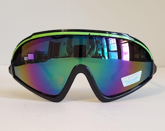 Vintage Sports Sunglasses// Green & Black Big Shield Sunglasses // Ocean Mirror Lens Racing and Skiing Goggles // Retro Rave music festivals