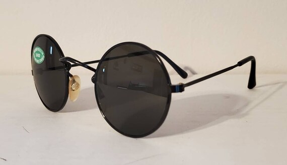 Vintage Sunglasses // Round Teashades // Hippie shades // cat eye