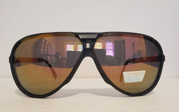 Vintage Aviator Sunglasses // Black Rubber frames… - image 3