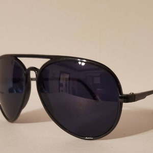 Vintage Aviator Sunglasses // Black Plastic Basic Aviators // Super Dark Lenses // retro 80s 90s sunglasses // deadstock VTG NOS party