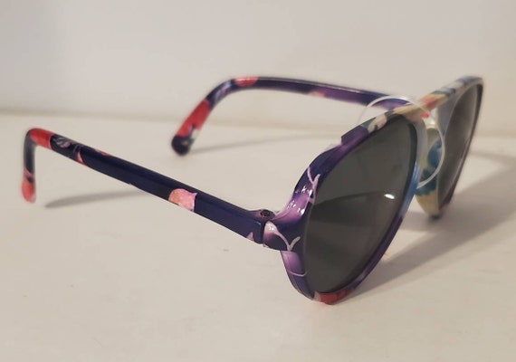 Vintage kids sunglasses // youth size // floral s… - image 3