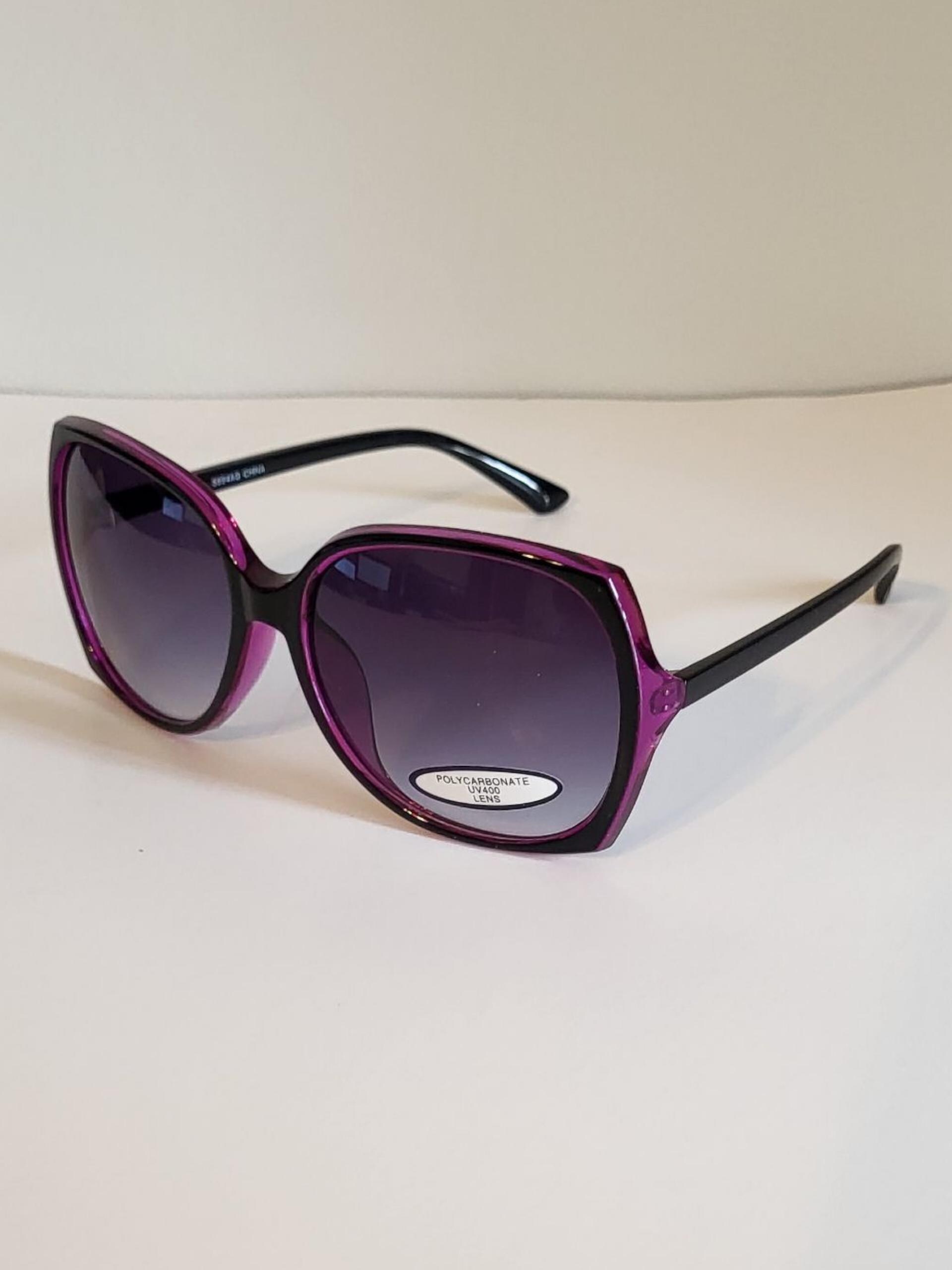 Vintage Womans Oversized Sunglasses // Blue - Purple Gradient