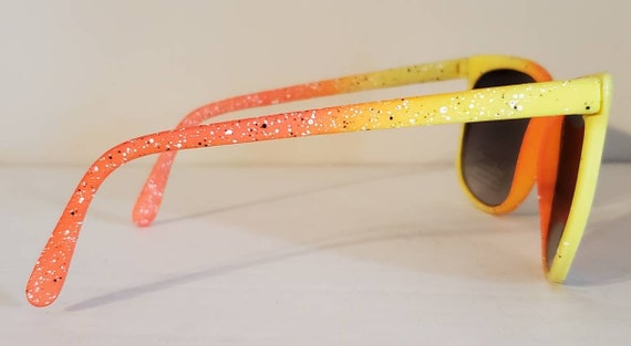 Vintage Wayfarer Sunglasses // Orange yellow Spec… - image 6