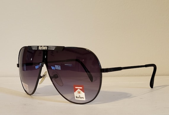 Vintage Aviator Marlboro Sunglasses // Gradient Lenses // Black Metal  Frames // Marlboro Reds Cigarette Pack Decal // 80s + 90s Summer
