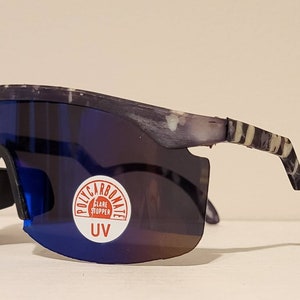 Vintage Sports Sunglasses // Multicolor zig zag frames // Sleek Big Shield // 70s 80s 90s // Black and white Camouflage // Festival Rave