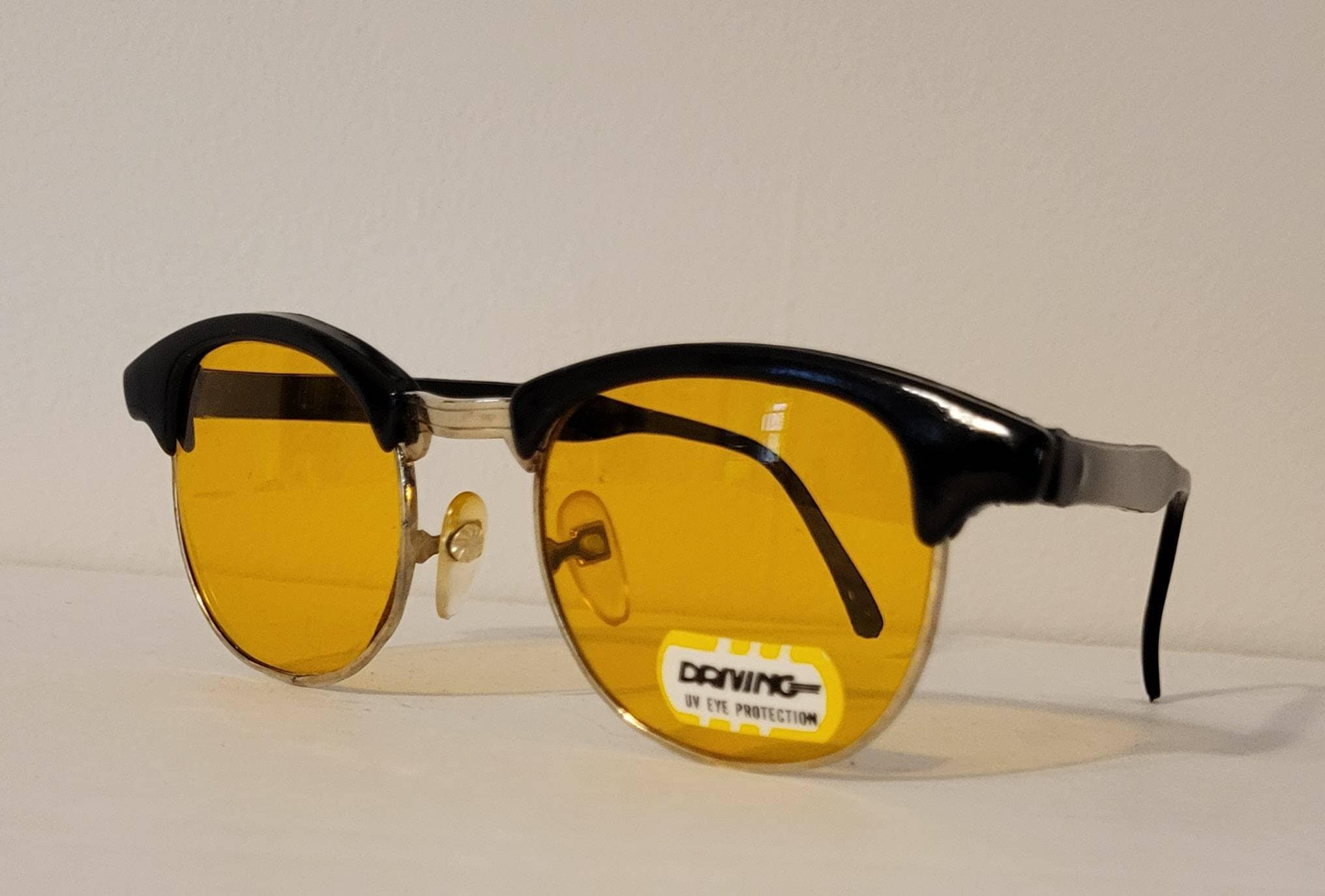 Vintage Sunglasses // Clubmaster Browline // Black Frames 