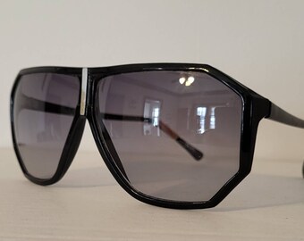 Vintage 80s Aviator Sunglasses Glossy Black Oversized Frame  display picture 2