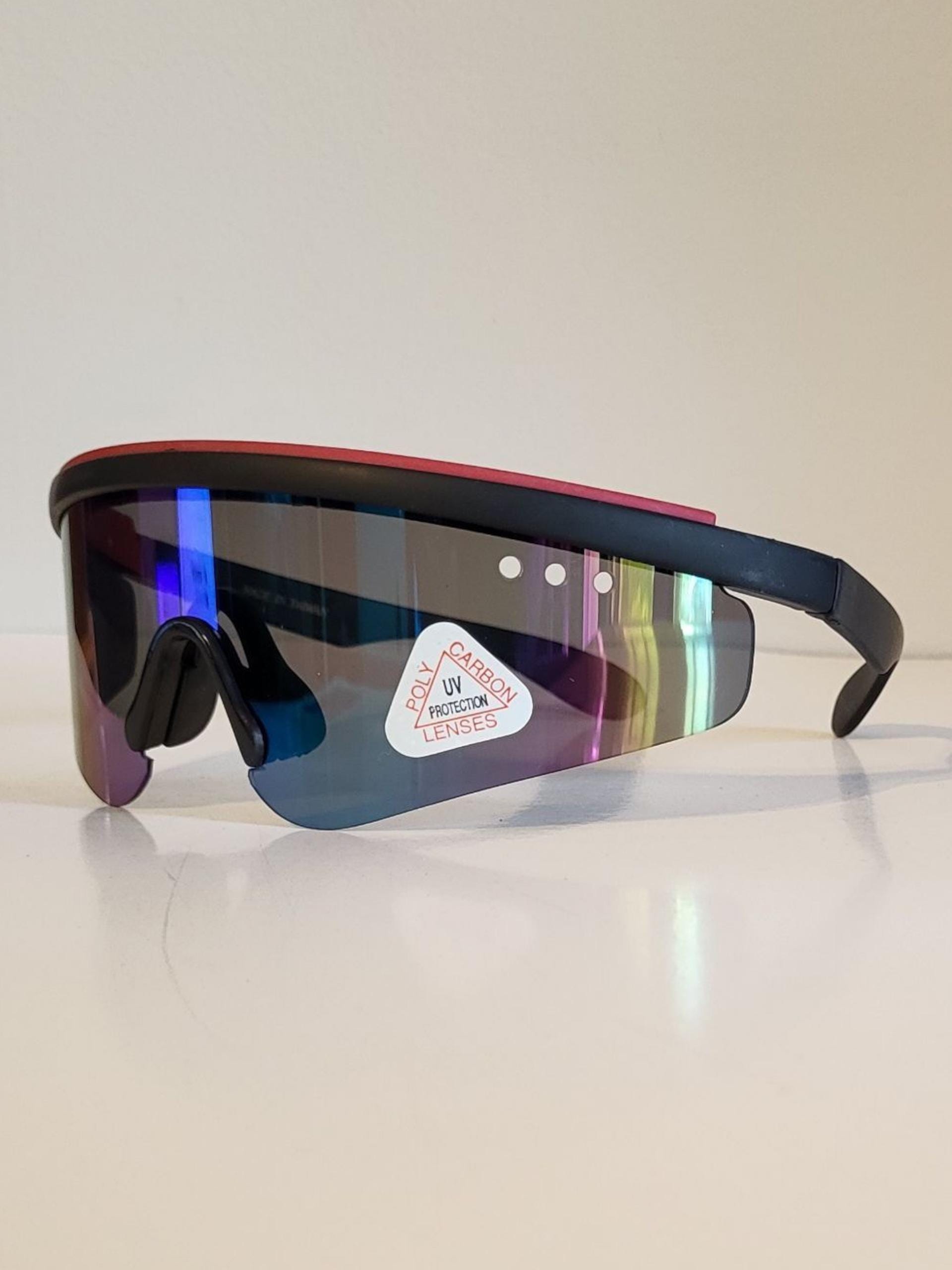 Vintage Sports Sunglasses // Blade Shades From 80s/90s  display picture 2