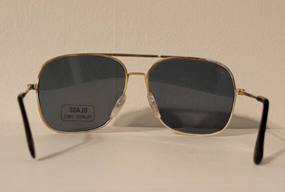 Vintage Gold Aviator Sunglasses Blue Tint Polarized Glass  display picture 1