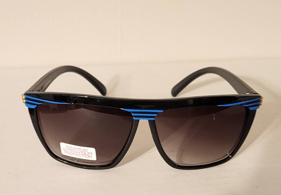 Vintage Aviator Sunglasses // Black Plastic Frame… - image 3