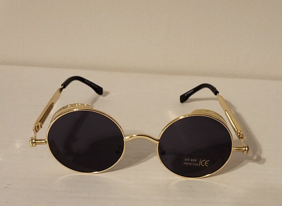 Vintage Round Sunglasses  // Gold Metal Teashades… - image 4
