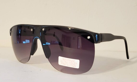 Vintage Aviator Squared Sunglasses // Black Plasi… - image 1