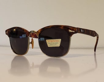 Vintage Clubmaster Sunglasses // Browline Red - Brown Tortoise Shell // Classic Beach summer sleek // Stylish classic VTG NOS Retro
