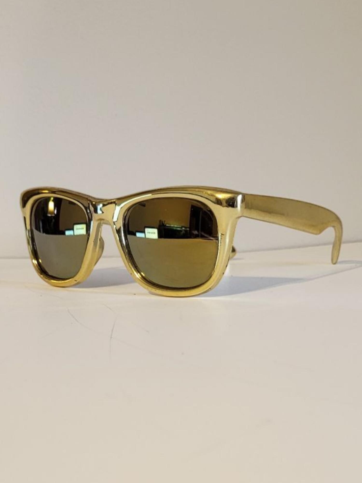 Vintage Wayfarer sunglasses // Bright Shiny Gold plastic // fun funky retro shades // Festival rave // Glossy Bright color party // True VTG