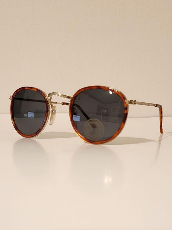 Vintage Classic Round - Oval Sunglasses // Funky Tortoise  display picture 2