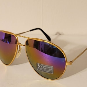 Vintage Aviator Sunglasses // Ocean mirror lenses // Sleek Gold metal frames // Double Bridge Aviators // 80s & 90s glasses // Driving VTG