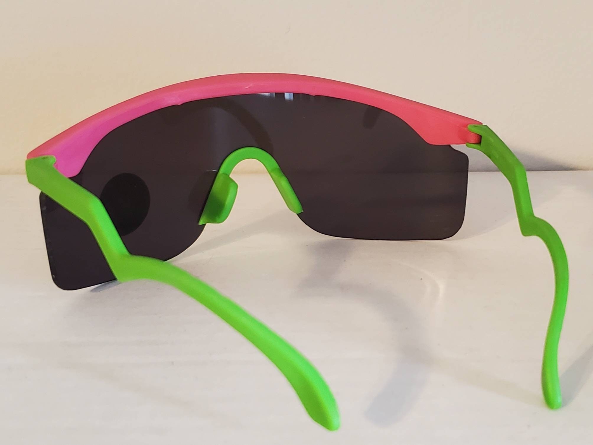 割引価格 // Sunglasses Sports Vintage Colorful Frames Zag Zig ルアー・フライ