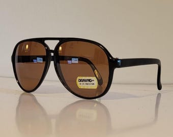 Vintage Aviator Sonnenbrille // Blaue Blocker Linsen // Schwarze glänzende Kunststoffgestelle // 90s Sommer Brille // VTG Deadstock NOS
