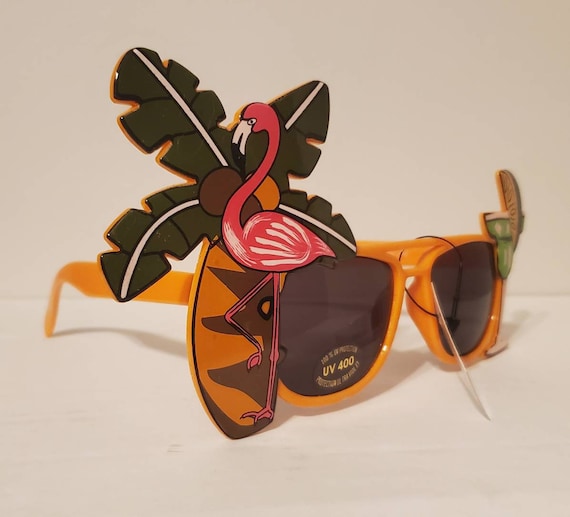 Vintage Flamingo Sunglasses // Beach Party // Haw… - image 1