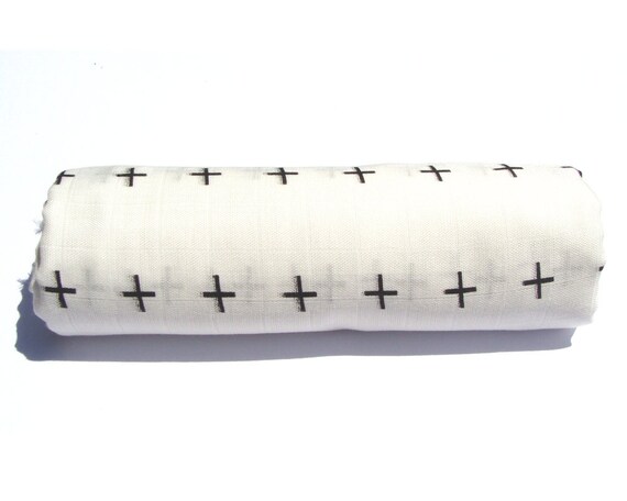 diy baby wrap with muslin