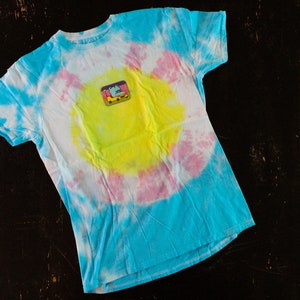 Pink, Blue, & Yellow Tie Dye Frog Car Shirt Large