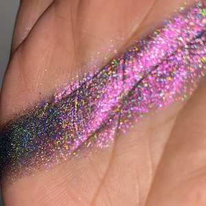 Holo Prism holographic multichrome eyeshadow