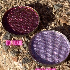 Holo Raine Holographic Eyeshadow - Etsy
