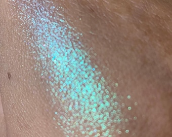 Too Cold single Eyeshadow