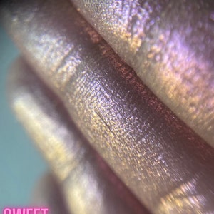 Sweet Tart duochrome eyeshadow