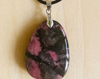 Rhodonite pendant