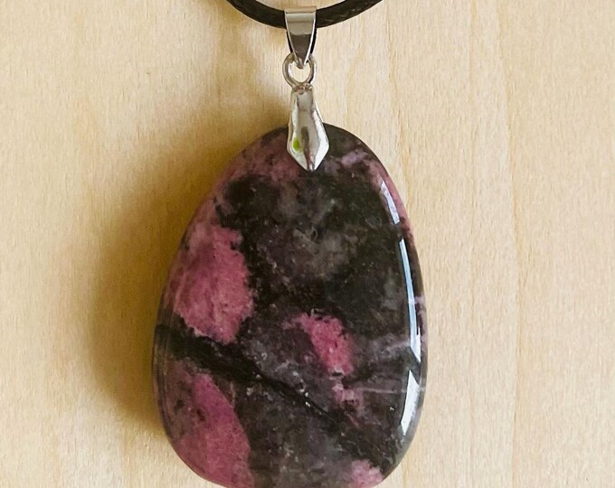 Rhodonite pendant