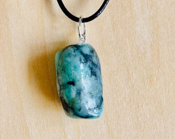 Emerald pendant