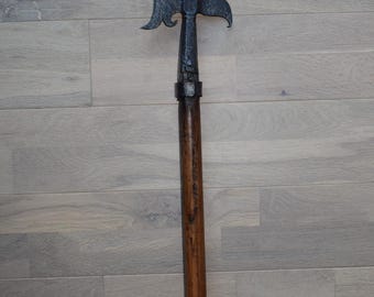 Halberd. Polearm. Castle. Battle. Medieval. Axe with shaft. The iron is old and original. 18th century. Hammered iron. Militaria